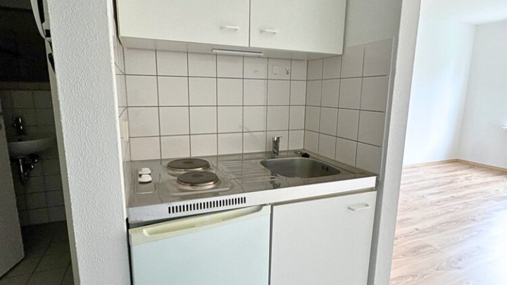 Helles 1-Zimmer-Apartment mit Küche, Uni-Nähe, zentral in Saarbrücken-Scheidt