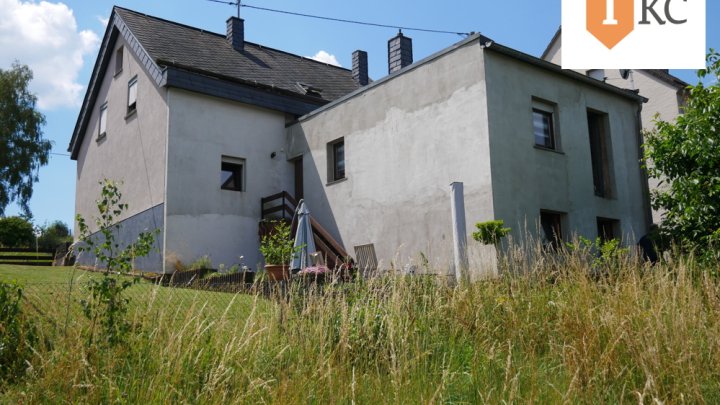Energieefizientes, renoviertes Haus mit großem Garten in Reinsfeld