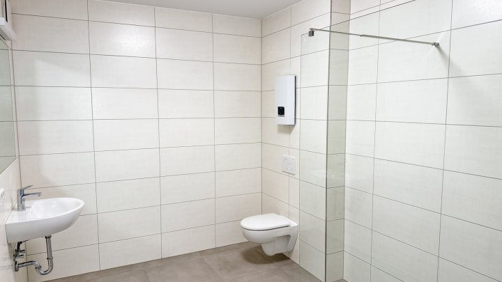 Großzügige Neubauwohnung mit Balkon und 2 Stellplätzen in zentraler Lage von Siersburg zu vermieten