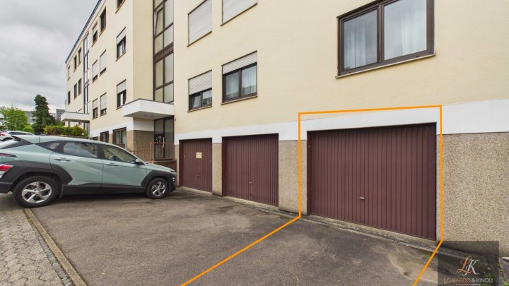 Großzügige Wohnung mit Balkon und Garage in Saarbrücken auf dem Rotenbühl
