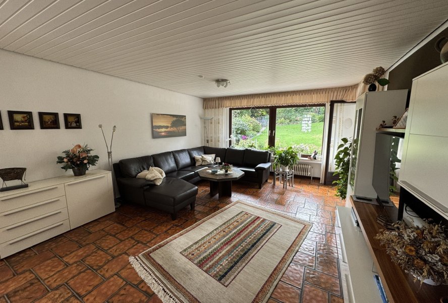 Wohnzimmer (Wohnung Erdgeschoss)