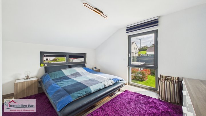 GRENZE LUXEMBURG: MODERNES WOHNHAUS / 4 SCHLAFZ. /GARTEN / DOPPELGARAGE