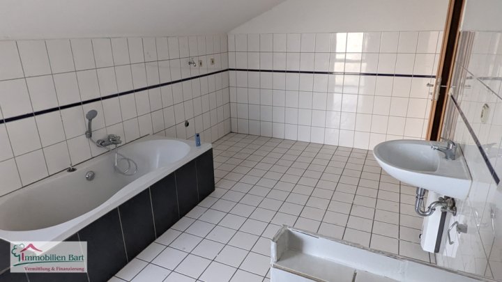 KAPITALANLAGE! VERMIETETES WOHN- UND GESCHÄFTSHAUS IN LOSHEIM-WAHLEN!