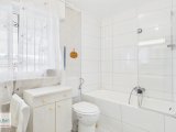 Badezimmer mit Wanne