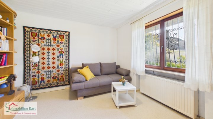 GRENZE L-SCHENGEN: SEHR GEPFLEGTER BUNGALOW (4 SCHLAFZIMMER) IN TOP-WOHNLAGE!
