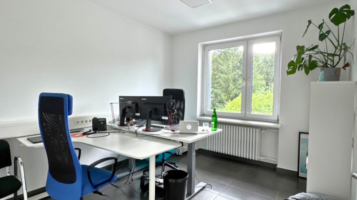 Moderne Büroflächen in Uni- und Cispa Nähe, flexibel teilbar