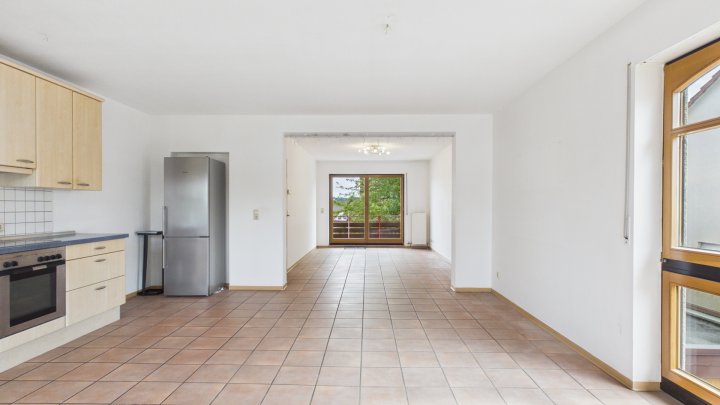 Gepflegtes Mehrfamilienhaus mit 3 Wohneinheiten in guter Wohnlage von Püttlingen zu verkaufen
