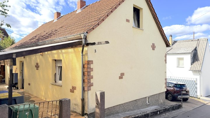 kleines renoviertes ruhig gelegenes Einfamilienhaus in Dudweiler