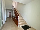 Treppe zur Wohnung