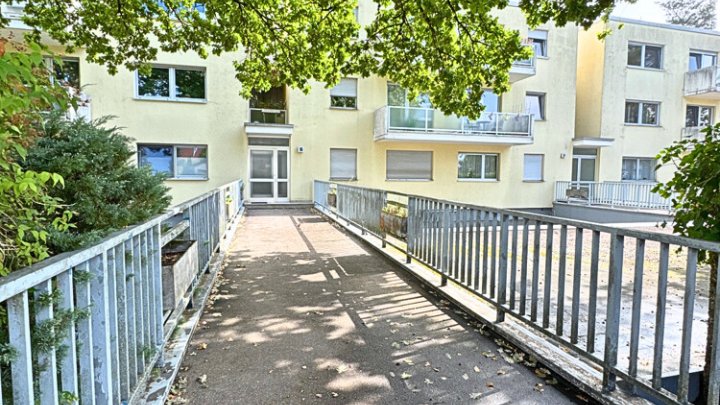 3-ZKB mit EBK, Garage, Terrasse, Loggia + Balkon, tolle Lage Am Homburg