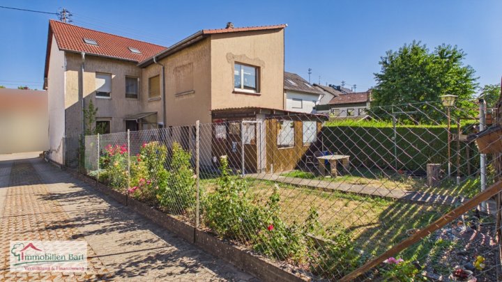 GRENZNÄHE LUXEMBURG: WOHNHAUS MIT GARAGE UND GARTEN IN TOP LAGE VON ORSCHOLZ