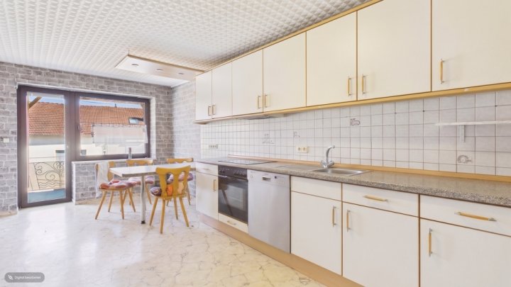ORSCHOLZ: EINFAMILIENHAUS / GARTEN / GARAGE / VIELFÄLTIGE NUTZUNGSMÖGLICHKEITEN
