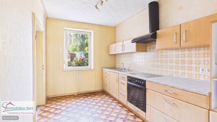ORSCHOLZ: EINFAMILIENHAUS / GARTEN / GARAGE / VIELFÄLTIGE NUTZUNGSMÖGLICHKEITEN