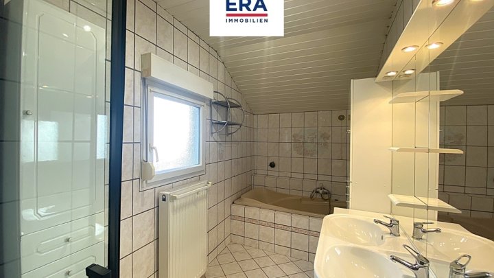 PREIS VB-EINFAMILIENHAUS, REIHENHAUS IN FREYMING-MERLEBACH/FR, NÄHE SAARBRÜCKEN