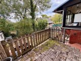 EG: Terrasse mit Zugang zum Garten