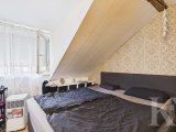 Schlafzimmer DG