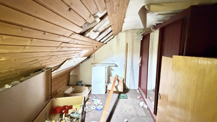 Stark sanierungsbedürftiges Ein- bis Zweifamilienhaus in zentraler Lage von Dillingen