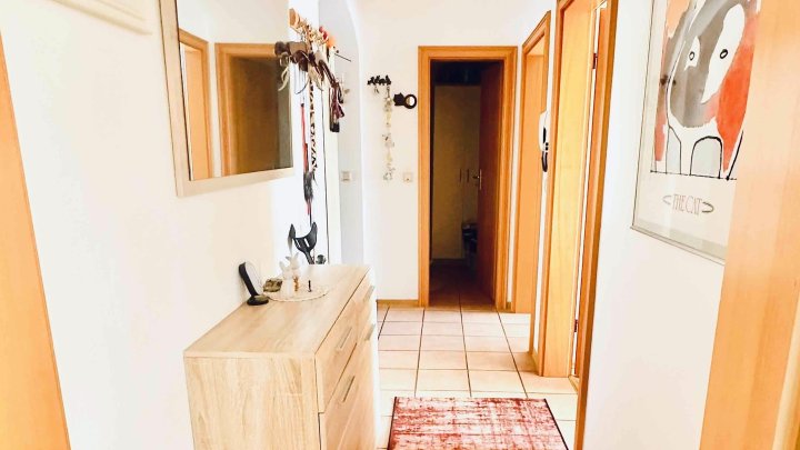 Gepflegte 3-ZKB-Erdgeschosswohnung mit Terrasse, Gartenanteil & Garage in Püttlingen zu verkaufen
