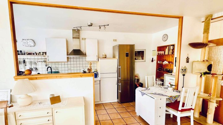 Gepflegte 3-ZKB-Erdgeschosswohnung mit Terrasse, Gartenanteil & Garage in Püttlingen zu verkaufen