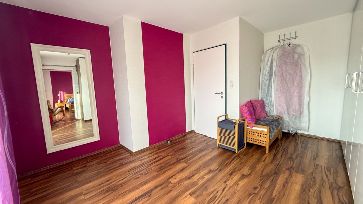 WOHNTRAUM - Hochwertig modernisiertes EFH mit Garten in bester Lage von Niederauerbach zu vermieten