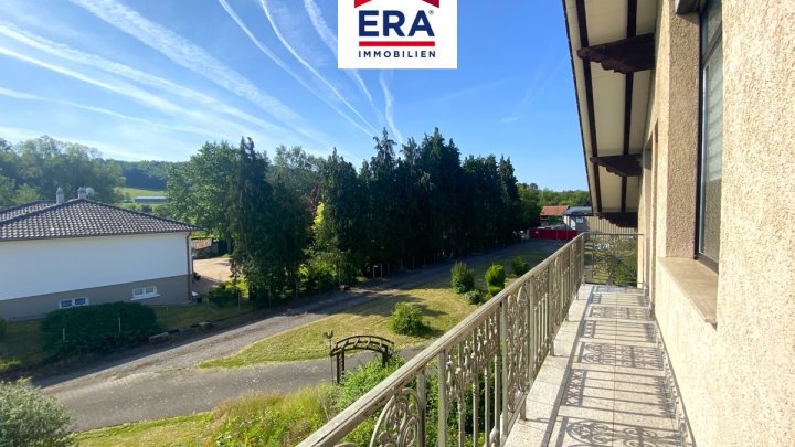 OHNE VERMITTLUNGSGEBÜHREN !! IDYLLISCHES EINFAMILIENHAUS, VARSBERG/FR, NÄHE ÜBERHERRN