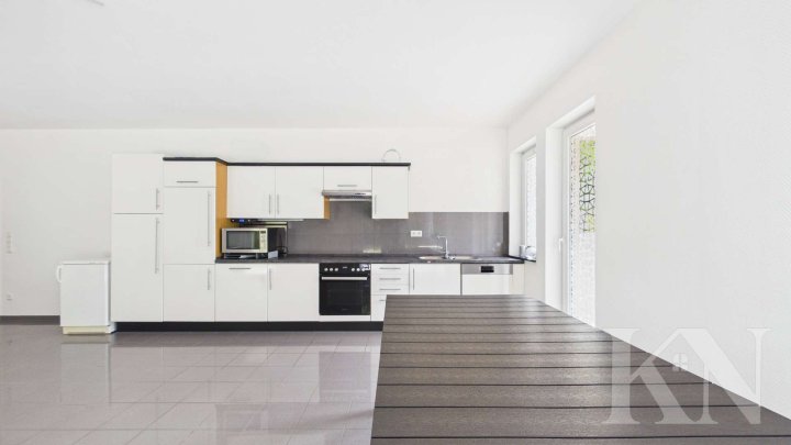 Besondere Architektur trifft großzügiges Wohnen – Einfamilienhaus mit Einliegerwohnung