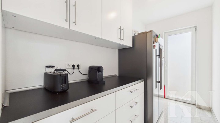 Besondere Architektur trifft großzügiges Wohnen – Einfamilienhaus mit Einliegerwohnung