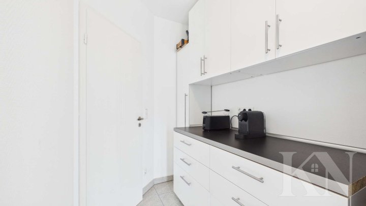 Besondere Architektur trifft großzügiges Wohnen – Einfamilienhaus mit Einliegerwohnung
