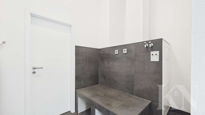Besondere Architektur trifft großzügiges Wohnen – Einfamilienhaus mit Einliegerwohnung