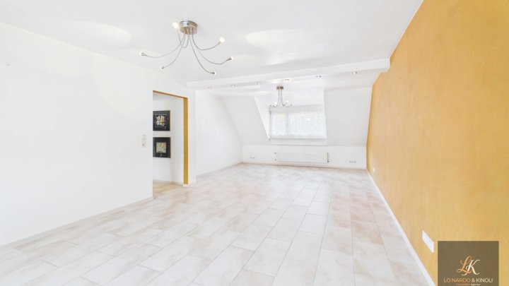 Penthouse-Maisonette mit großzügiger Dachterrasse in Alt-Saarbrücken