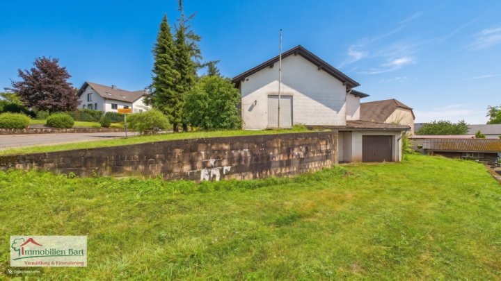 HANDWERKERHAUS IN GRENZNÄHE LUXEMBURG: 3 WOHNUNGEN MÖGLICH!