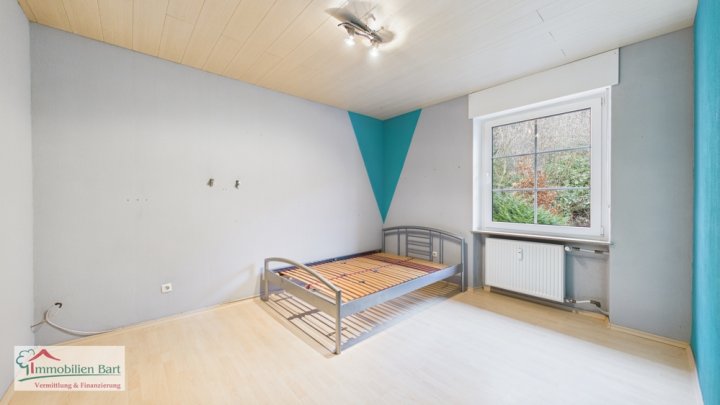MERZIG: STADTNAHE DUPLEX-WOHNUNG MIT 3 SCHLAFZIMMERN!