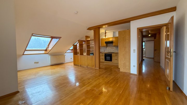 OBERAUERBACH - Mehrgenerationenwohnen 4-ZKB mit Balkon in ruhiger Lage von Zweibrücken