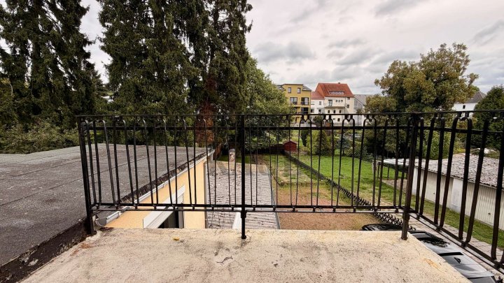 GROSSZÜGIGES 1- BIS 2-FAMILIENHAUS MIT EBENEM GRUNDSTÜCK IN ST. INGBERT - SOFORT FREI