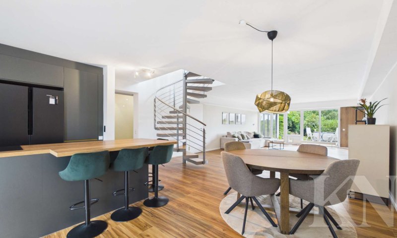 Maisonettewohnung mit Penthousecharakter & beeindruckendem Panoramablick über Saarbrücken