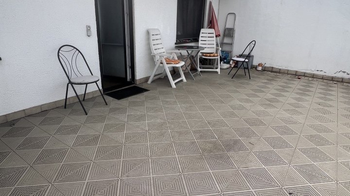 Großzügiges Reihenmittelhaus mit großer Dachterrasse - Komfortables Wohnen in Rehlingen-Siersburg