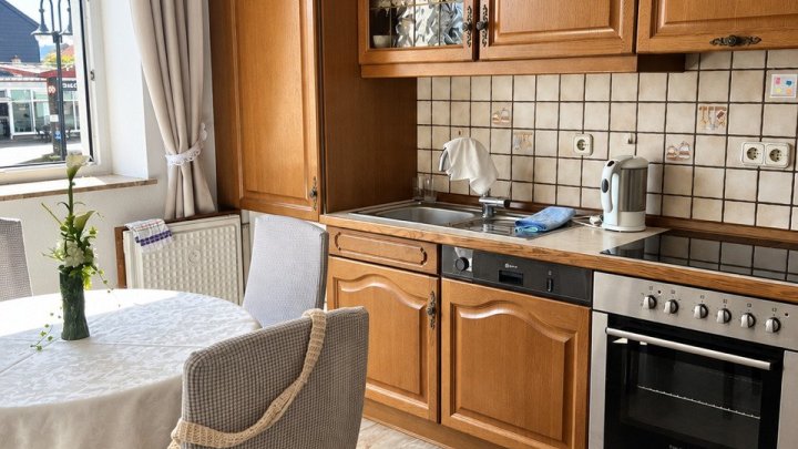 Großzügiges Reihenmittelhaus mit großer Dachterrasse - Komfortables Wohnen in Rehlingen-Siersburg