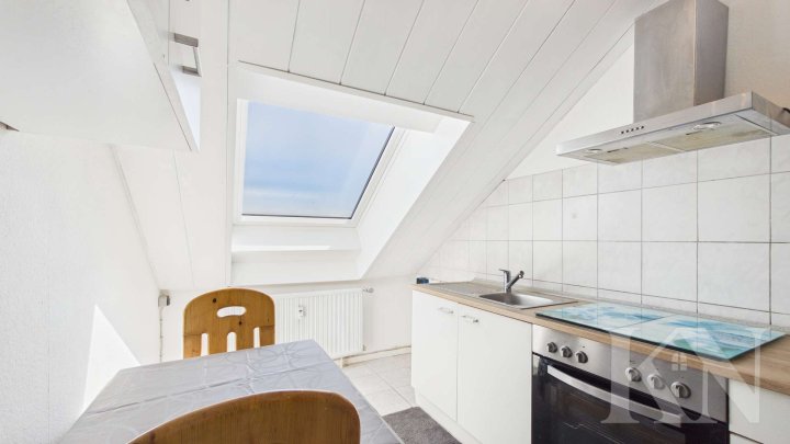 Wohnen mit Ausblick – 2-Zimmer-Wohnung mit Loggia in Saarbrücken zur Miete!
