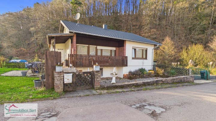 NATUR PUR!: BUNGALOW IN IDYLLISCHER WALDRANDLAGE