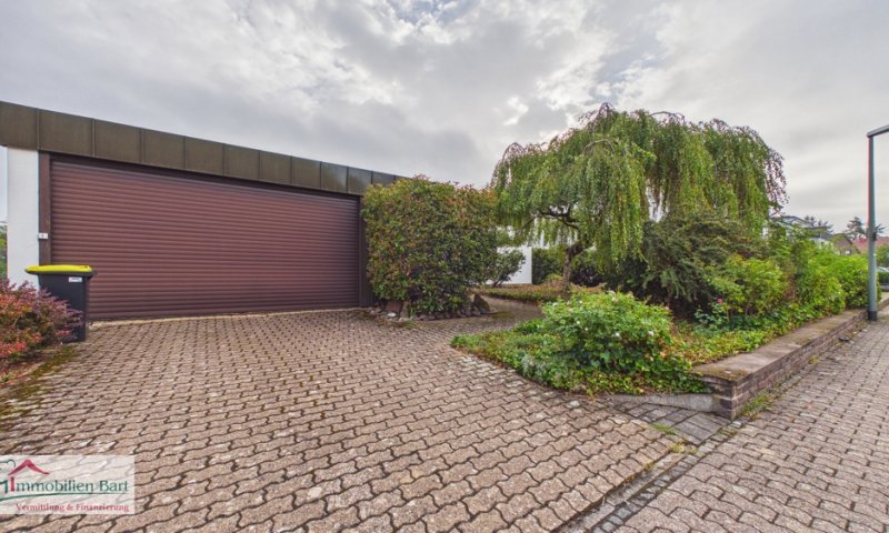 BOUS: CHARMANTES WOHNHAUS IN RUHIGER WOHNLAGE