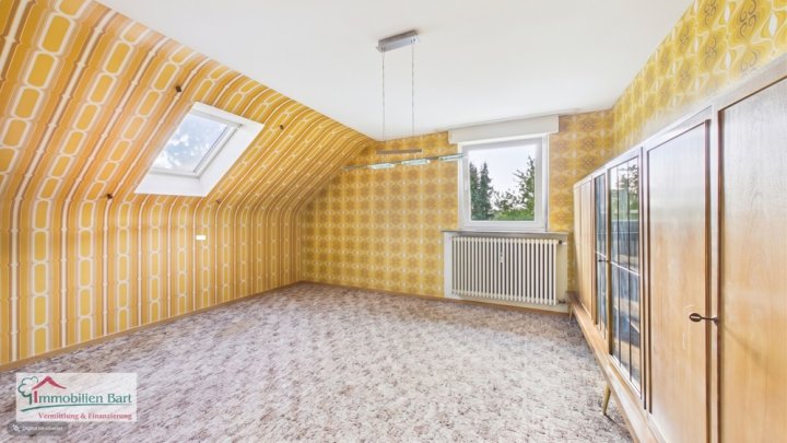 MERZIG - OT: FREISTEHENDES WOHNHAUS MIT WEITBLICK