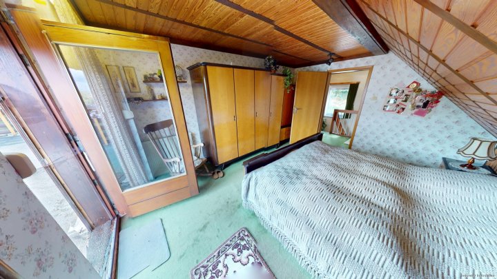 Gemütliches Einfamilienhaus gelegen in ruhiger Umgebung und Waldrandnähe von Griesborn