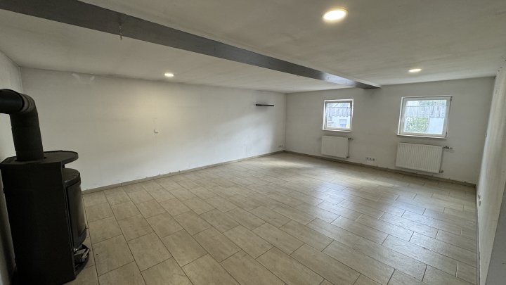 Einfamilienhaus mit Anbau und Ausbaupotenzial in Rivenich