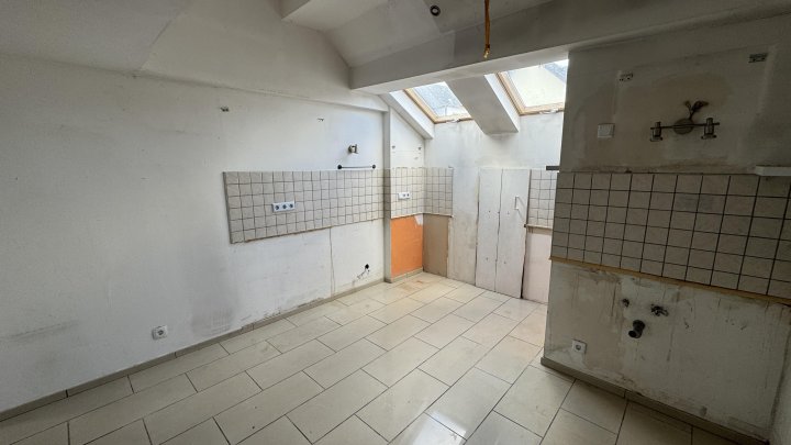 Einfamilienhaus mit Anbau und Ausbaupotenzial in Rivenich