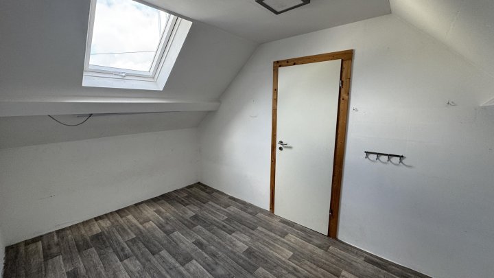 Einfamilienhaus mit Anbau und Ausbaupotenzial in Rivenich