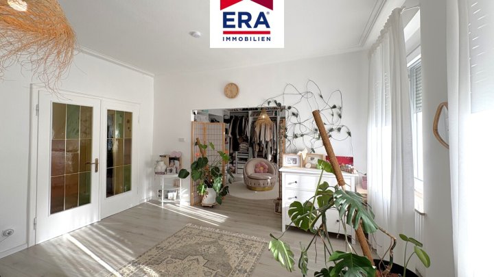 EINFAMILIENHAUS/ STADTHAUS MIT GARTEN, ZENTRAL IN PÜTTLINGEN