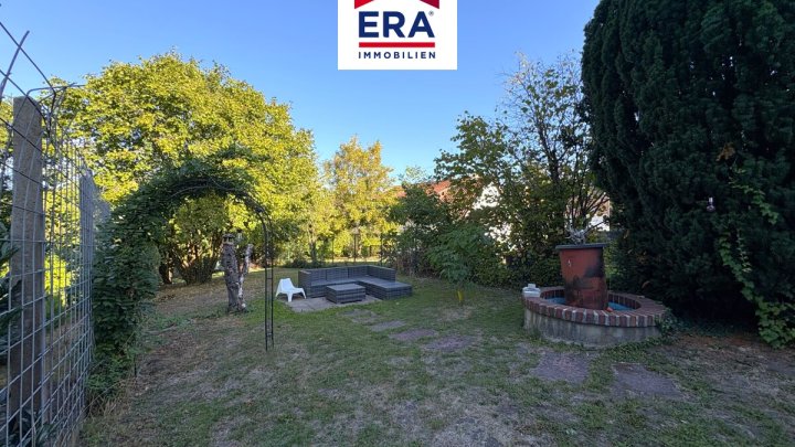 EINFAMILIENHAUS/ STADTHAUS MIT GARTEN, ZENTRAL IN PÜTTLINGEN