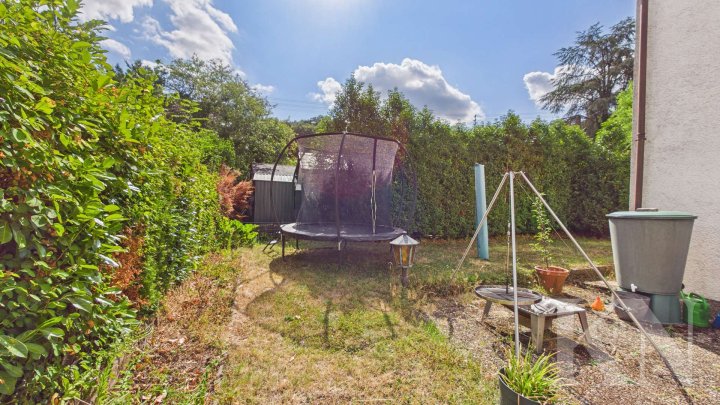 Familienfreundliches Einfamilienhaus mit Garten und zwei Außenbereichen in Riegelsberg!