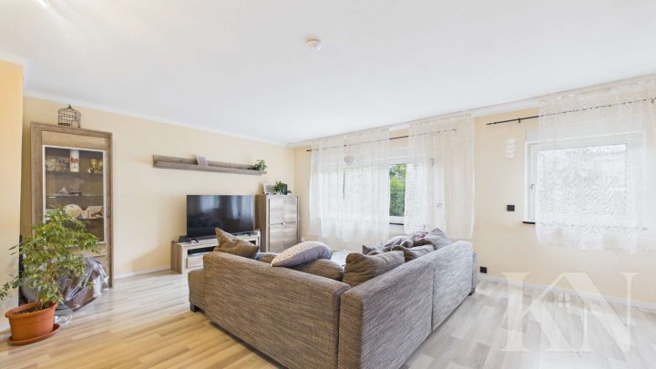 Familienfreundliches Einfamilienhaus mit Garten und zwei Außenbereichen in Riegelsberg!
