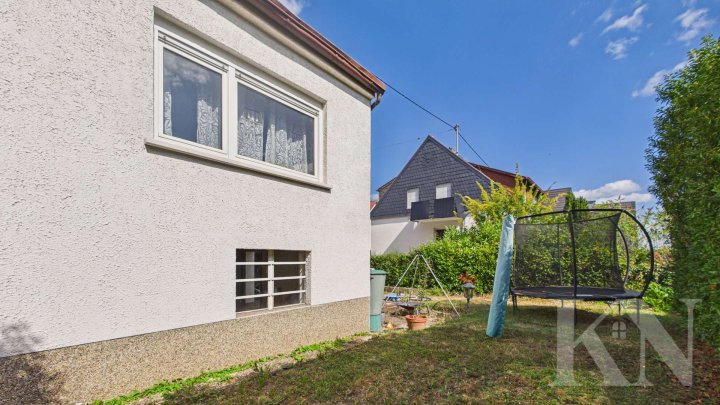 Familienfreundliches Einfamilienhaus mit Garten und zwei Außenbereichen in Riegelsberg!